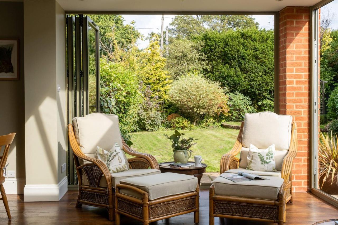 Surrey Lodge Brockenhurst Extérieur photo