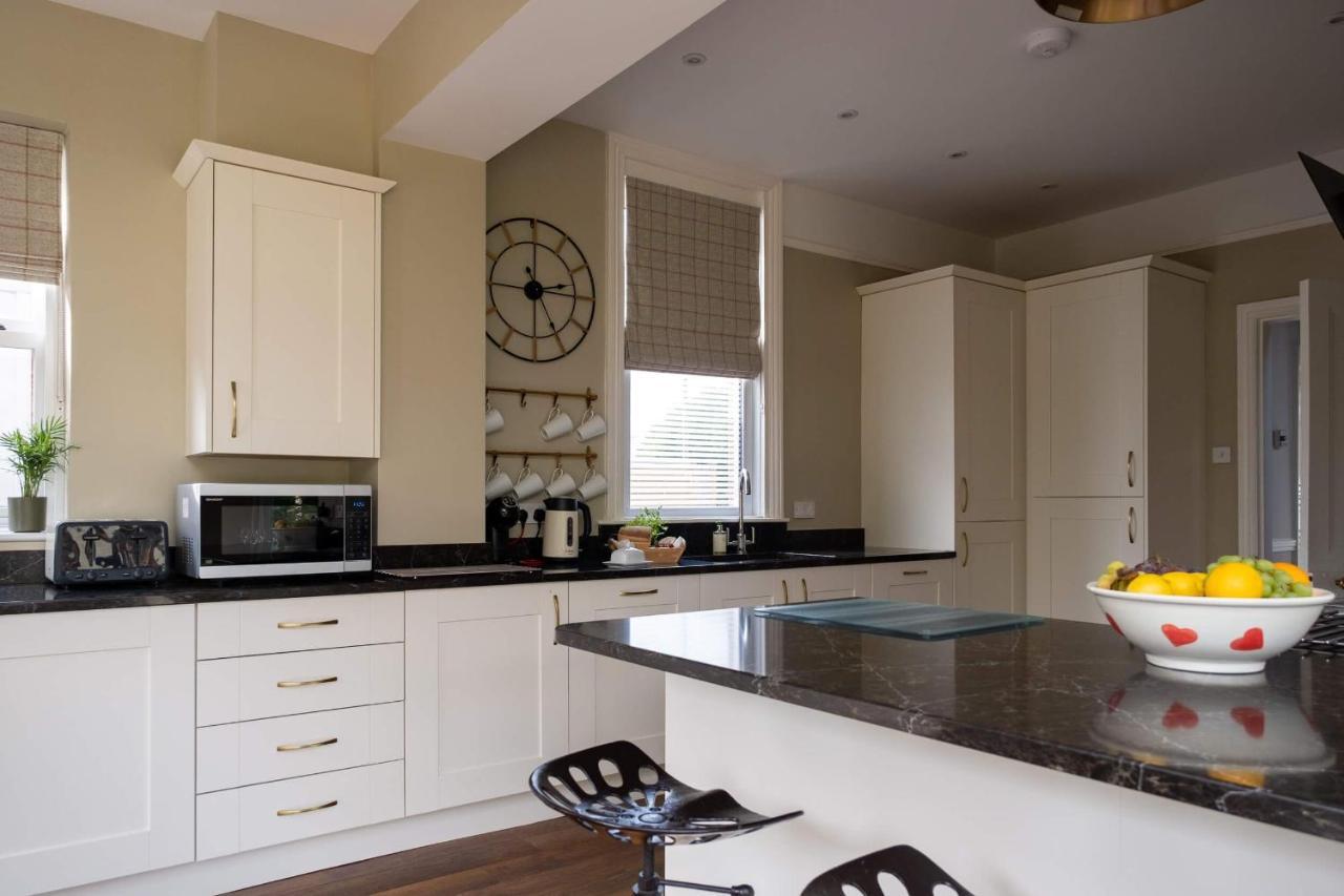 Surrey Lodge Brockenhurst Extérieur photo