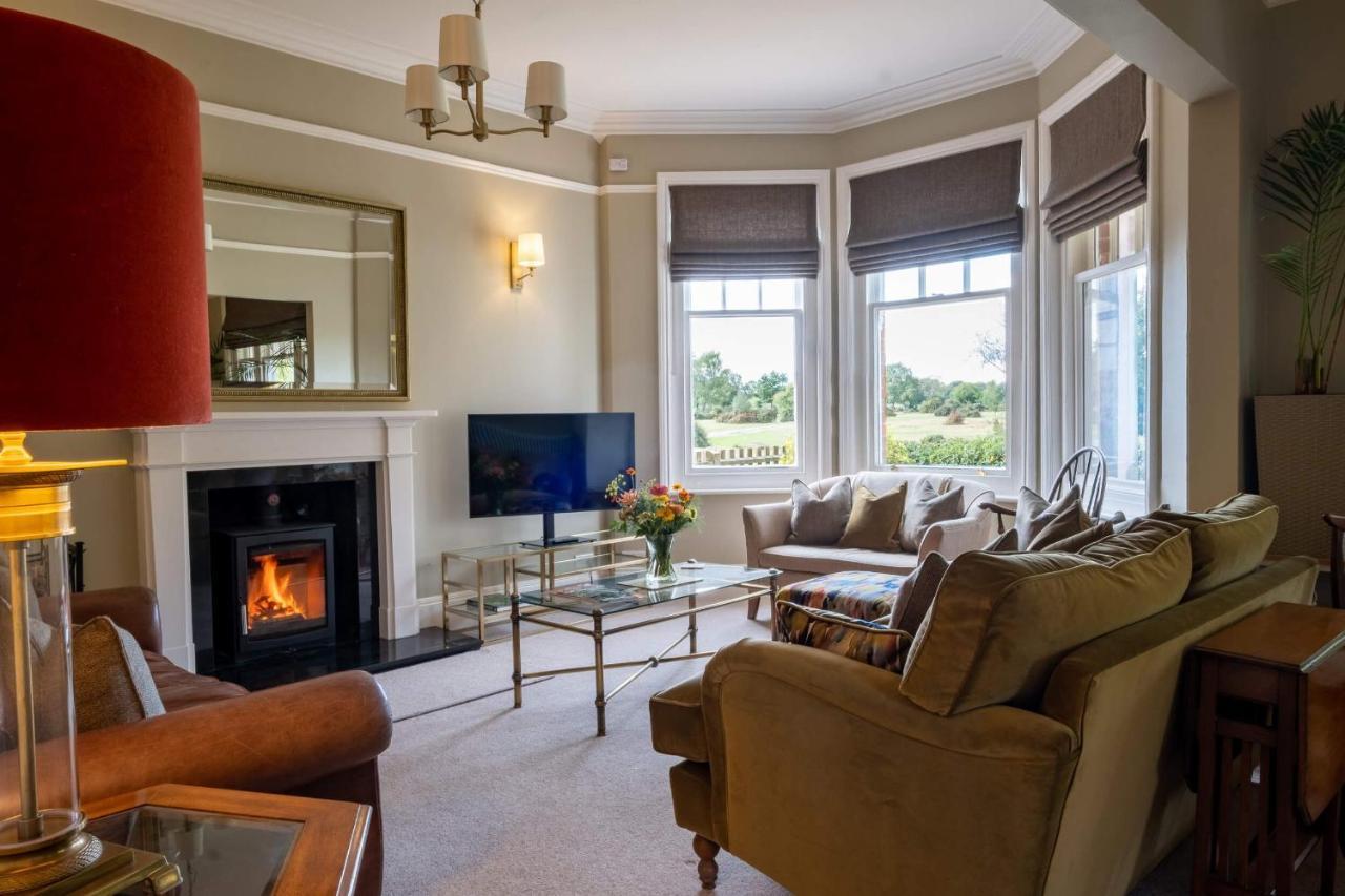Surrey Lodge Brockenhurst Extérieur photo