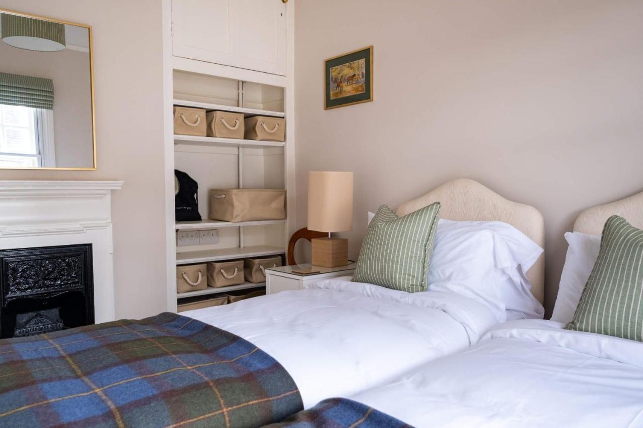 Surrey Lodge Brockenhurst Extérieur photo